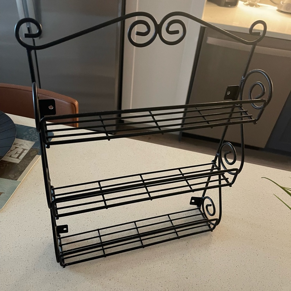 SPICE RACK WALL MOUNT
